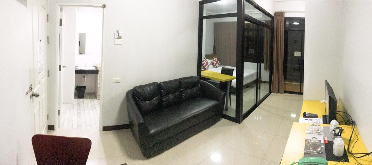 The Icon Service Apartment Si Maha Phot Extérieur photo